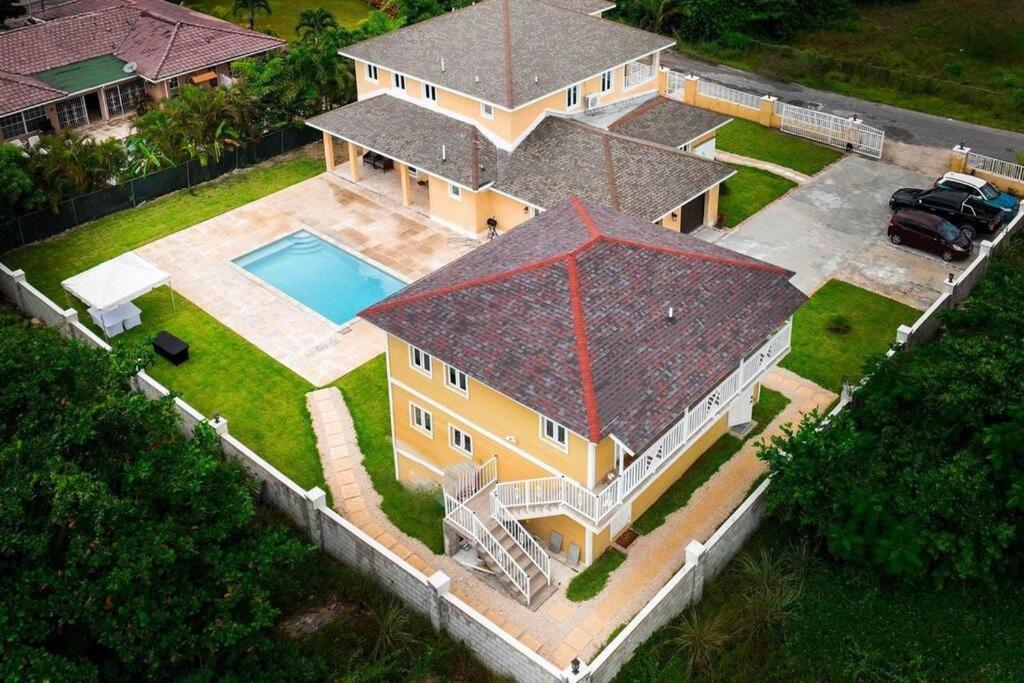 Holiday home Grove Nassau